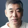 Akira Emoto